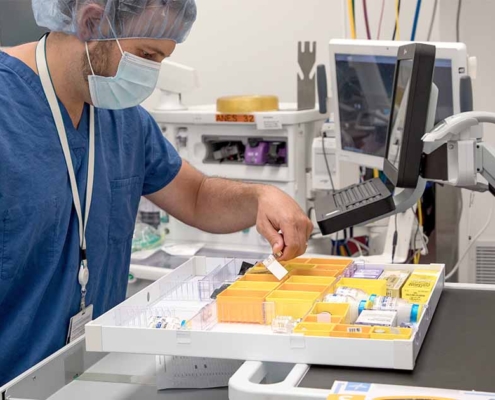 Digital visibility and traceability at the unit-of-use level with RFID