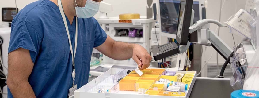 Digital visibility and traceability at the unit-of-use level with RFID